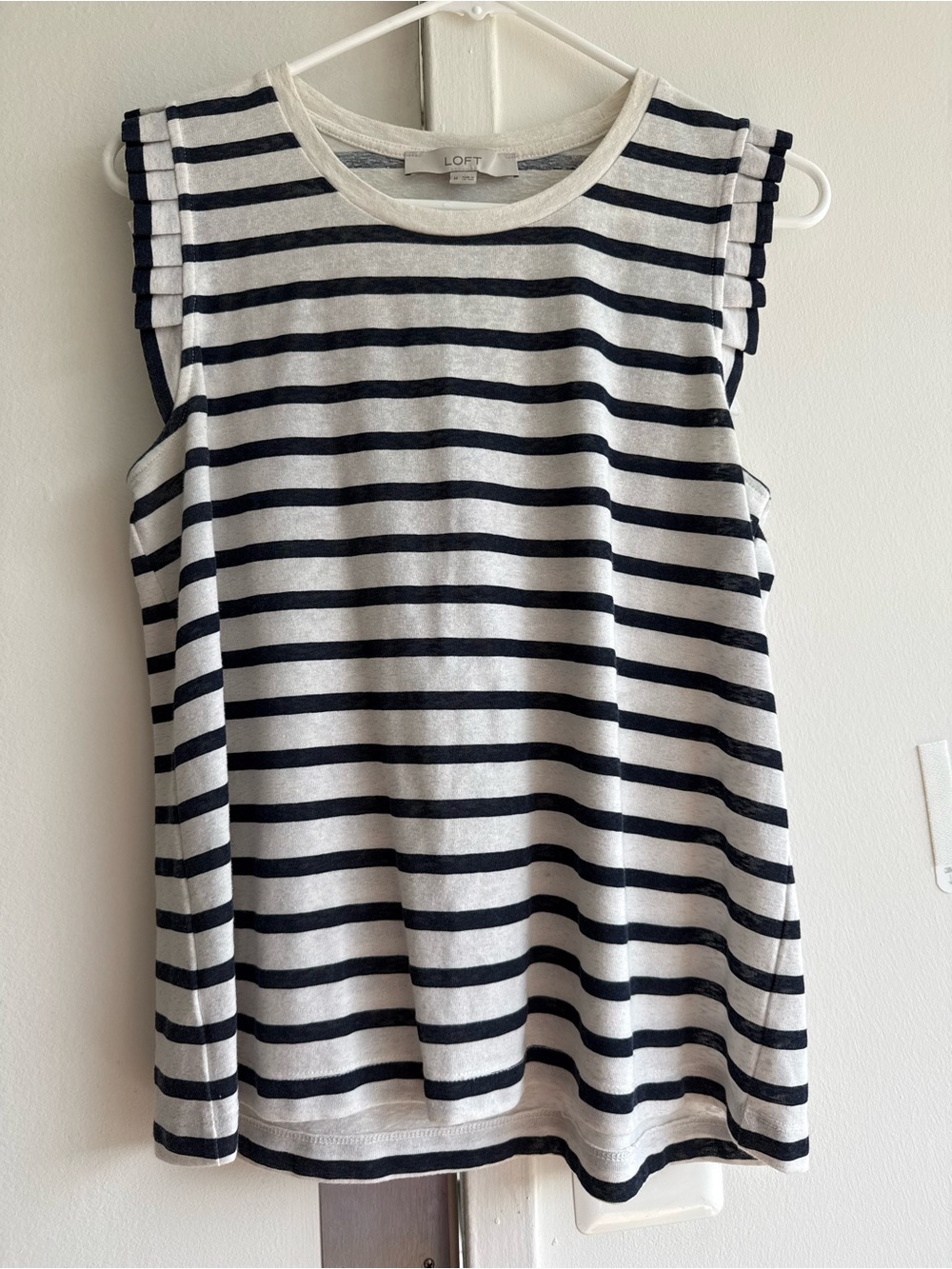 LOFT Striped Ruffle-Sleeve Crewneck Tank - White & Black